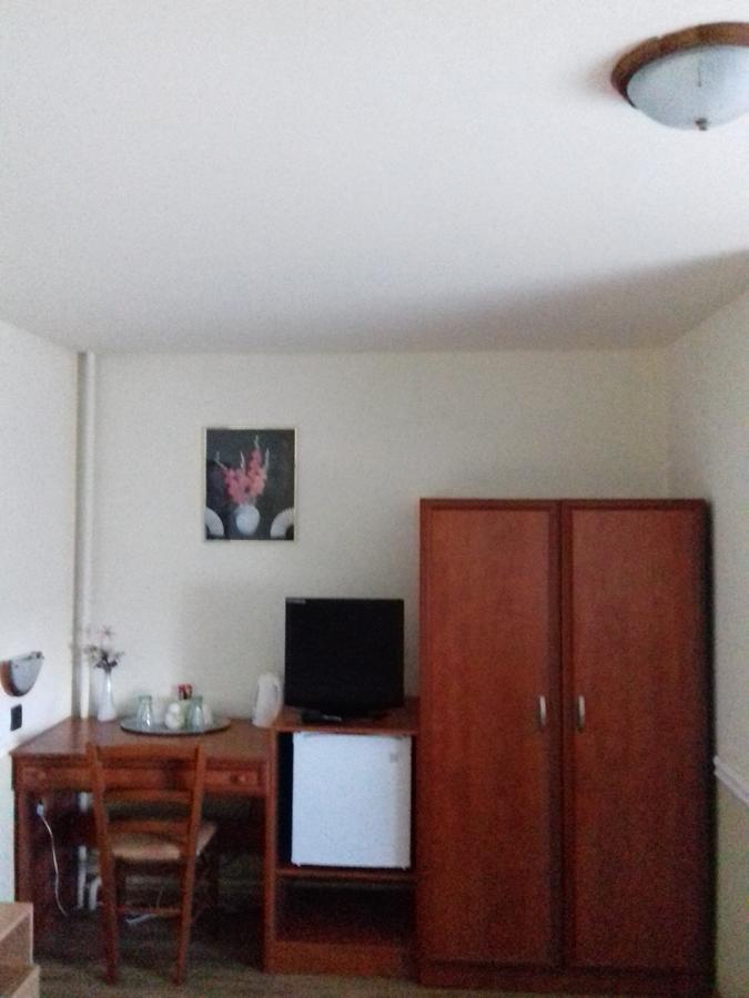 Főnix Panzió Pápa Exterior foto